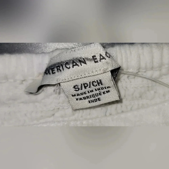 NWOT American Eagle Lace Eyelet White Crop Top Size Small - Picture 5 of 8